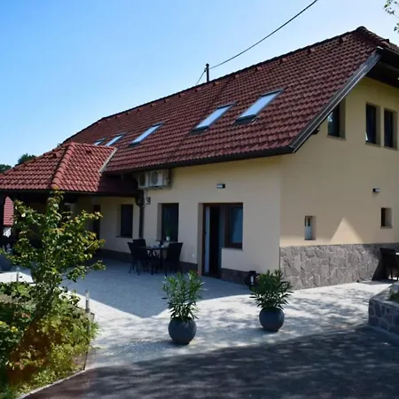 Standard One Bedroom Брежице