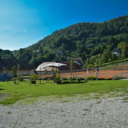 Standard One Bedroom Брежице