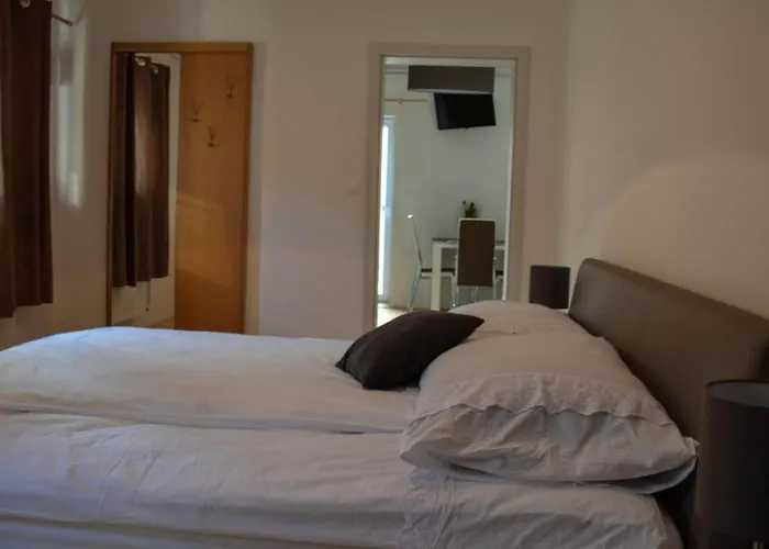 Standard One Bedroom *